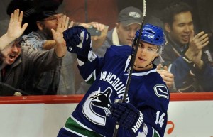 Alex Burrows home jersey