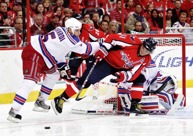 Capitals Fans Chant “Rangers Suck” as New York Takes 2-0 Series Lead
