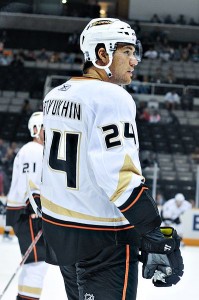 Evgeny Artyukhin sizes up the competition (Source: Ivan Makarov Wikipedia Commons)