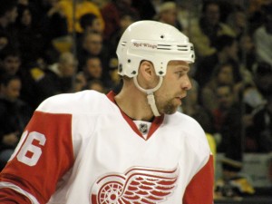 Thomas Holstrom of the Detroit Red Wings. (Photo courtesy of Dan4th/Flikr)