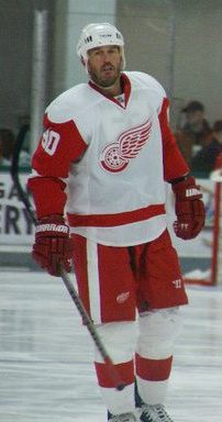 Red Wings return to Nationwide Arena without Mike Modano. (Amanda Nitz)