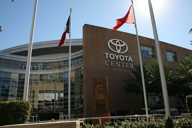 Houston's Toyota Center could eventually host an NHL club. (RMeneses/Flickr)