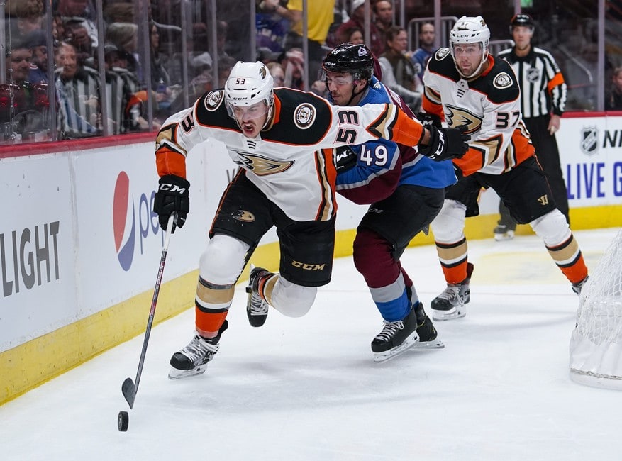 Anaheim Ducks Max Comtois (AP Photo/Jack Dempsey)
