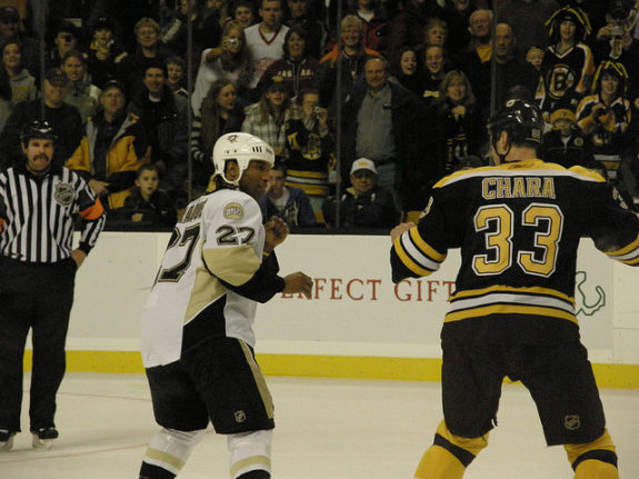 Georges Laraque as a Pittsburgh Penguin (Dan4th/Flickr)