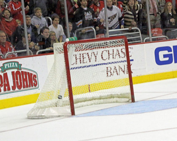Columbus Blue Jackets fail to hit empty net, leading to Maple Leafs comeback victory.
