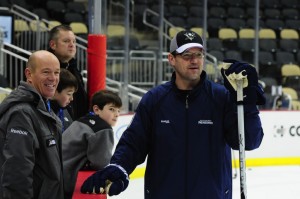 Dan Bylsma has the Crosby-less Penguins in the thick of the Eastern Conference playoff race (Tom Turk/THW)