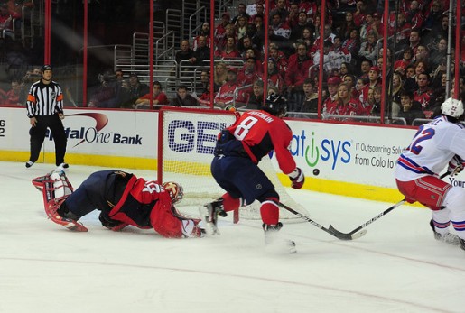 Ovechkin on the backcheck (Tom Turk/THW).