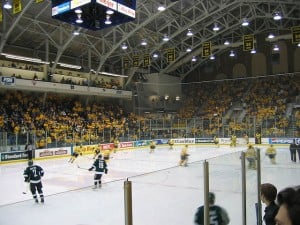 640px-Univ_Michigan_ice_hockey