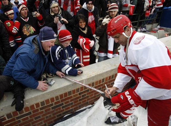 Chris Chelios of the Detroit Red Wings.