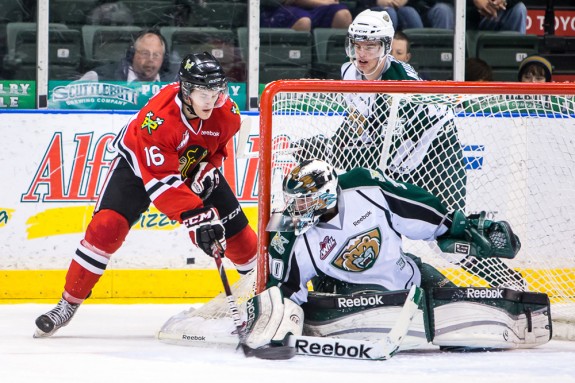 Lotz is a goalie that never gives up on a play (Christopher Mast/whl.ca)