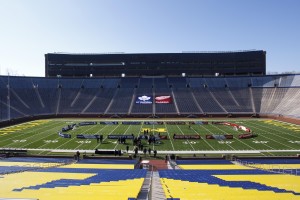 The Big House will host the 2014 Winter Classic (Rick Osentoski-USA TODAY Sports)