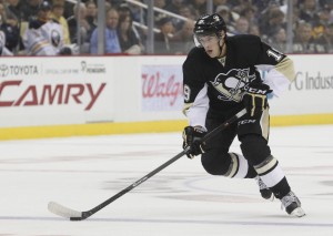 Beau Bennett isn't expected to return from a wrist injury for another 4-5 weeks.(Charles LeClaire-USA TODAY Sports)