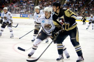 The Hershey Bears faced the W-B/Scranton Penguins for the second night in a row on Saturday. (Annie Erling Gofus/The Hockey Writers) 