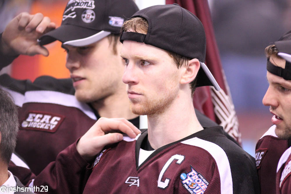 The Philadelphia Flyers Should Sign Mat Bodie