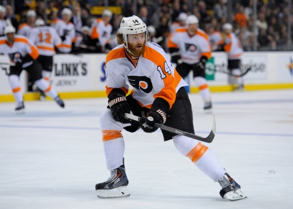Do you think the Flyers will be playoff bound? Consider the fact that Sean Couturier and the Flyers will travel the least amount of miles among any other team this season. (Bob DeChiara-USA TODAY Sports)