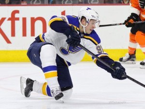 The cost of Vladimir Tarasenko's extension serves as a hurdle in the Blue's hopes of signing Mike Babcock. (Amy Irvin / The Hockey Writers)