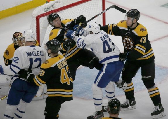 Boston Bruins and Toronto Maple Leafs shove each other around