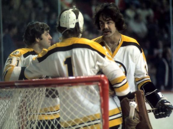 Derek Sanderson #17 of the Boston Bruins