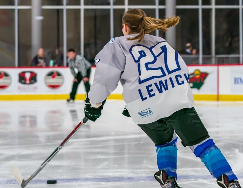 NWHL Roundup: Lewicki Retires, Top Pick Girard Signs with Whale