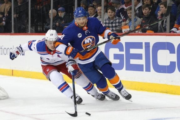 Islanders defenseman Luca Sbisa