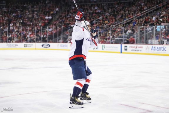 Alex Ovechkin 700 goals-NHL Stat Corner: Capitals, Oilers, Panthers, Hurricanes, Flyers
