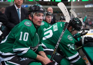 Patrick Sharp scored twice against Vancouver Thursday night, including the game-tying goal in the 3rd period. (Jerome Miron-USA TODAY Sports)