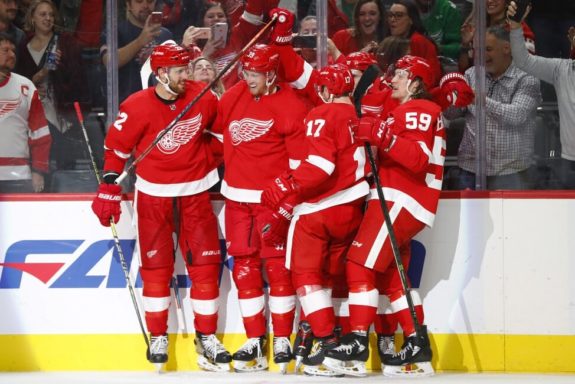 Detroit Red Wings celebrate a goal.