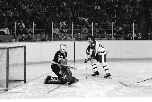 Toronto Maple Leafs Darryl Sittler Boston Bruins Dave Reece