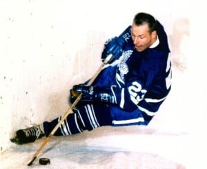 Eddie Shack scored two for Leafs.