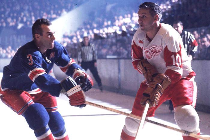 Today in Hockey History: Aug. 25