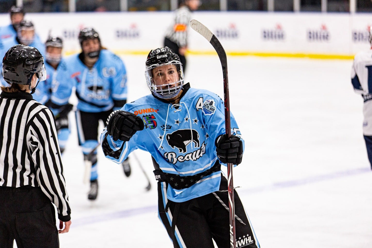 NWHL Roundup: Accursi Back with Beauts, Pilch Jumps to NHL, Beres Signs with Six