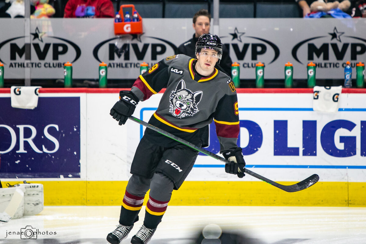 C.J. Smith Chicago Wolves