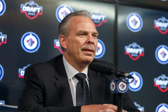 Jets Should Seriously Consider Replacing Longtime GM Kevin Cheveldayoff