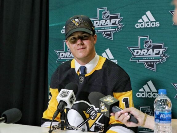 Grading Oilers & Penguins’ Stastney-for-Hallander Swap