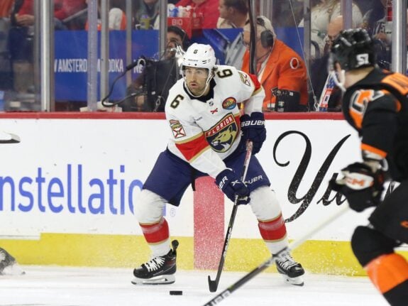 Devils Sign Colin White to a 1-Year Deal