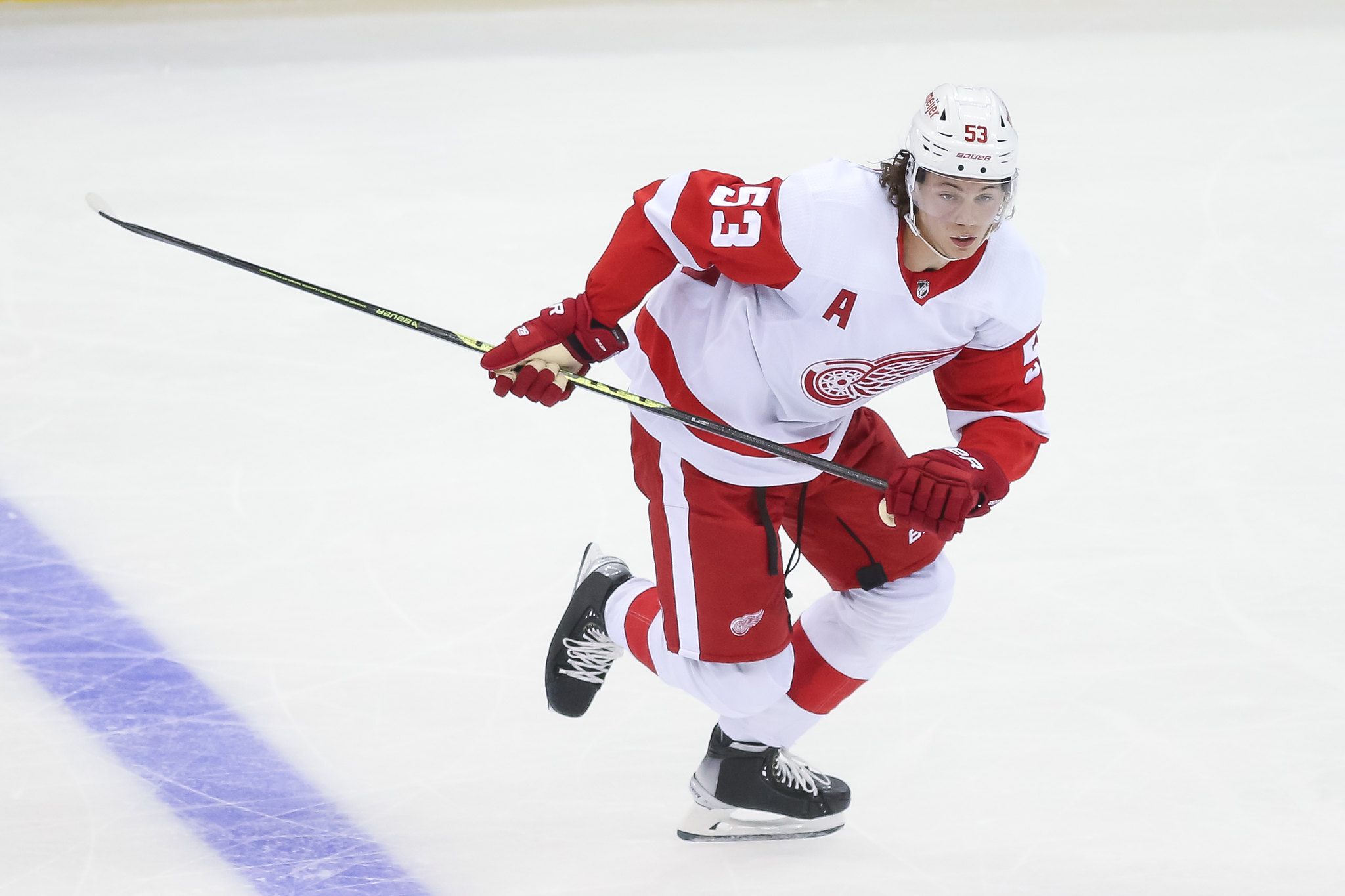 Red Wings’ Seider Deserving of Norris Trophy Votes