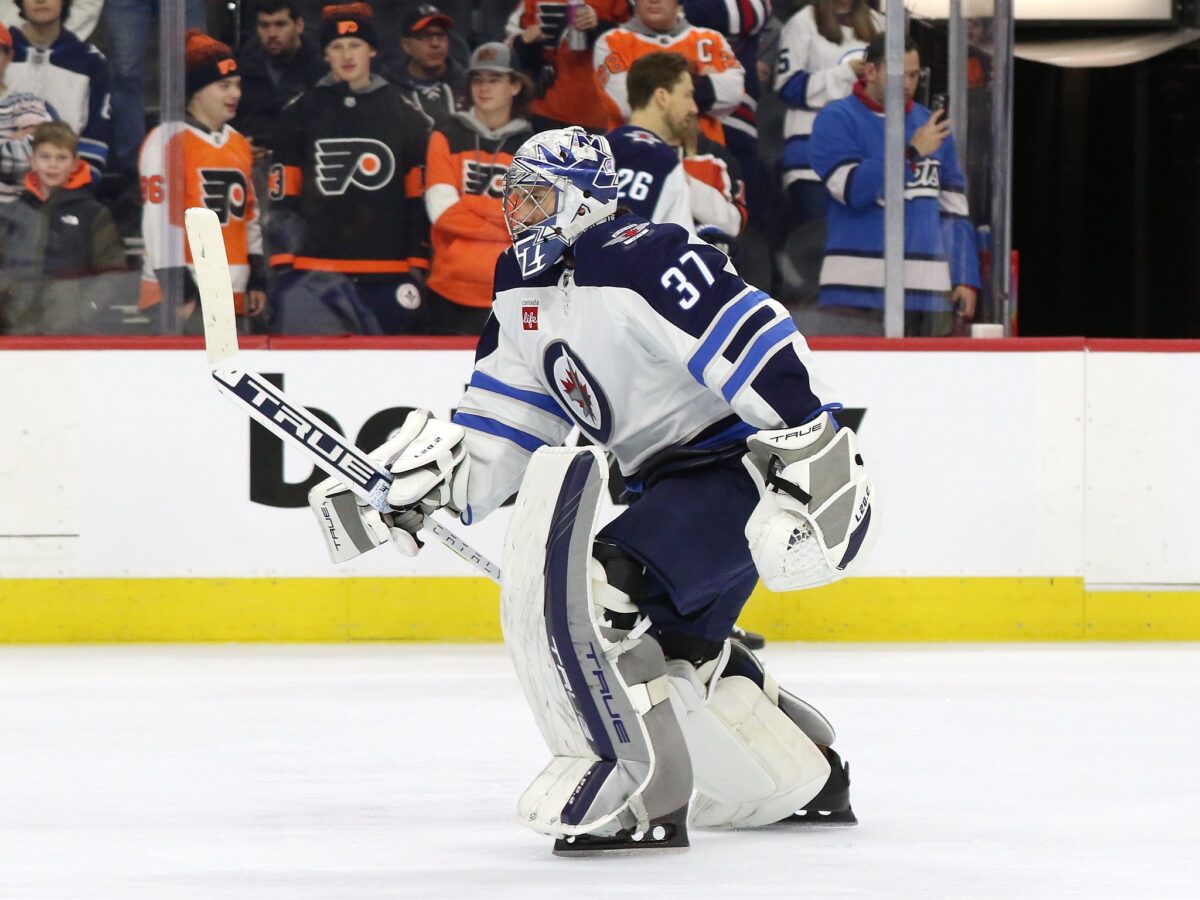 Connor Hellebuyck Winnipeg Jets
