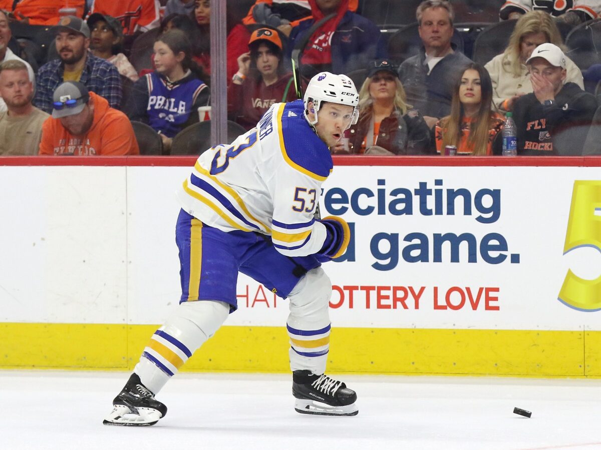 Jeff Skinner Buffalo Sabres