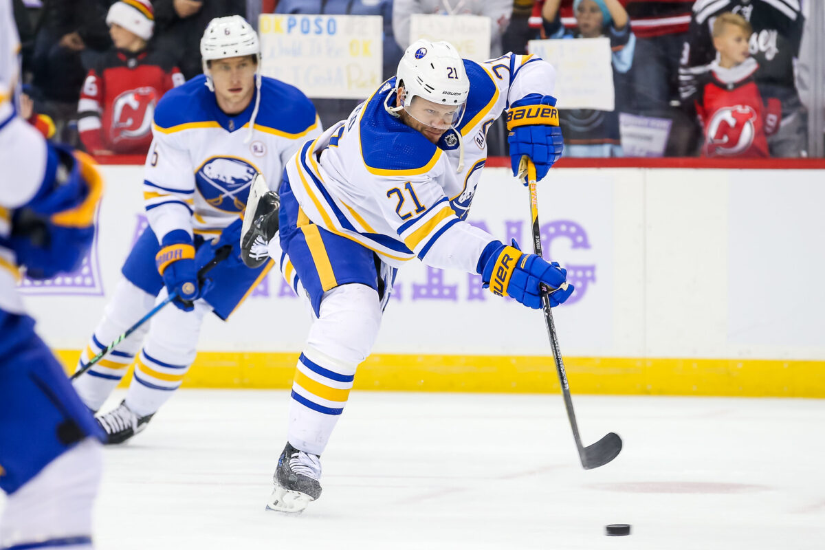 Kyle Okposo Buffalo Sabres