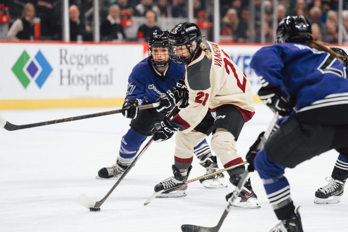 Tereza Vanisova PWHL Montreal