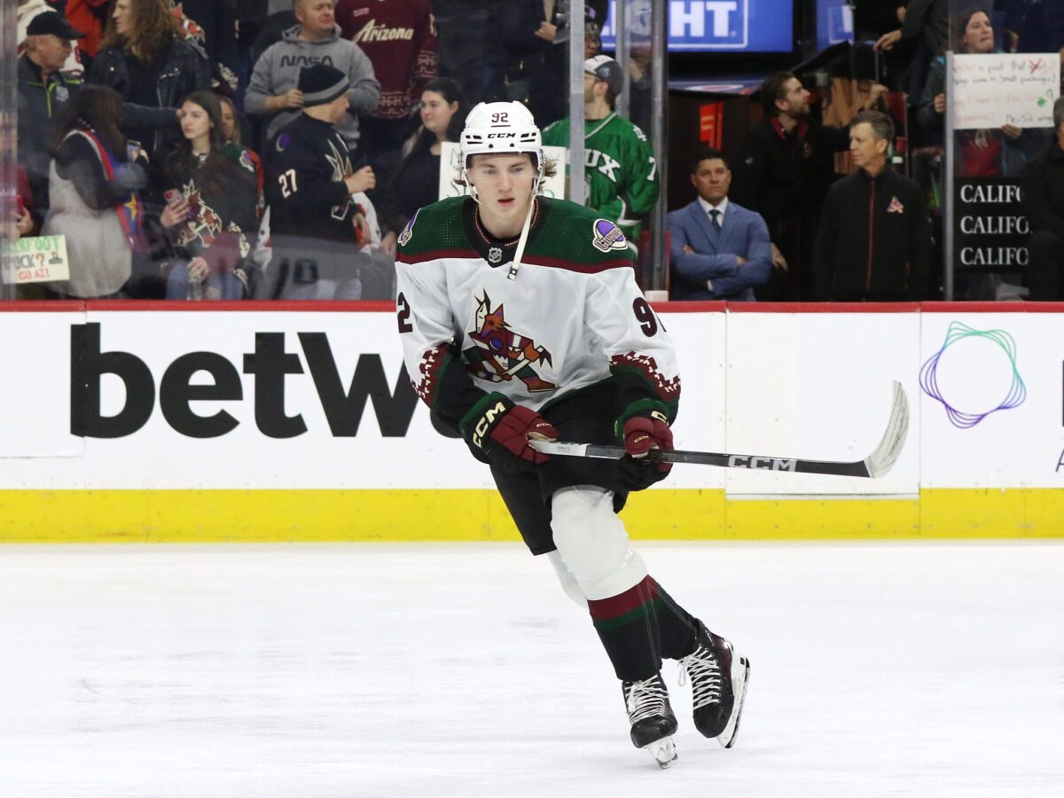 Logan Cooley Arizona Coyotes