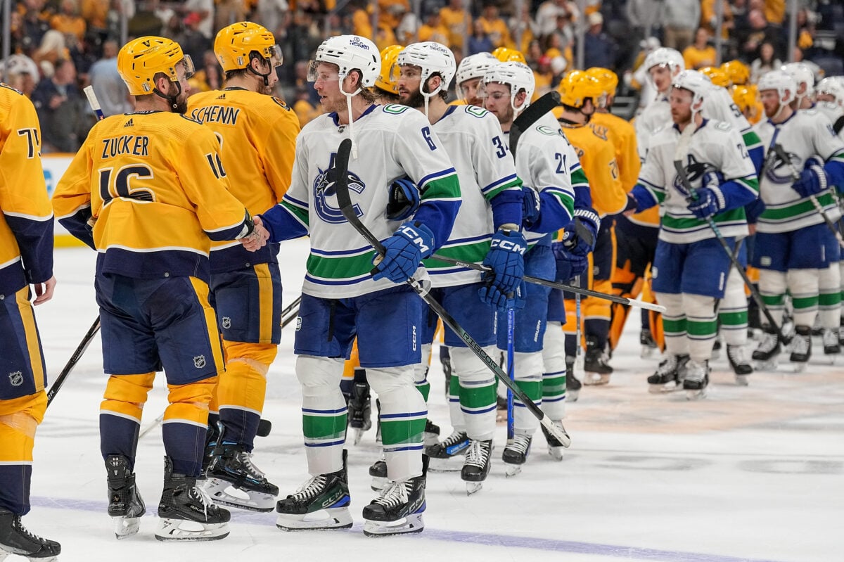 Vancouver Canucks Nashville Predators Handshake