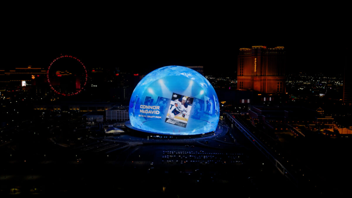 Upper Deck Young Guns Connor McDavid