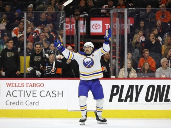 Buffalo Sabres 2025-26 Player Grades: Alex Tuch
