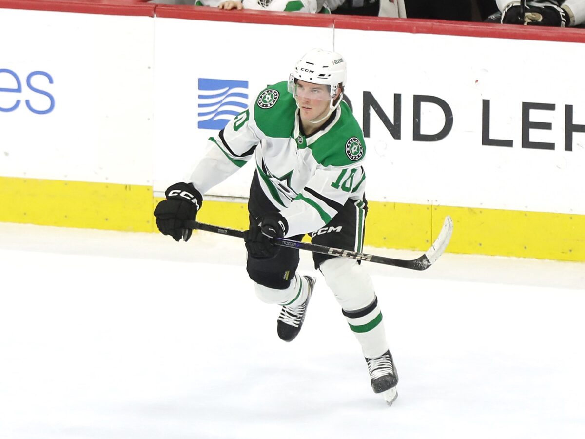 Oskar Back Dallas Stars