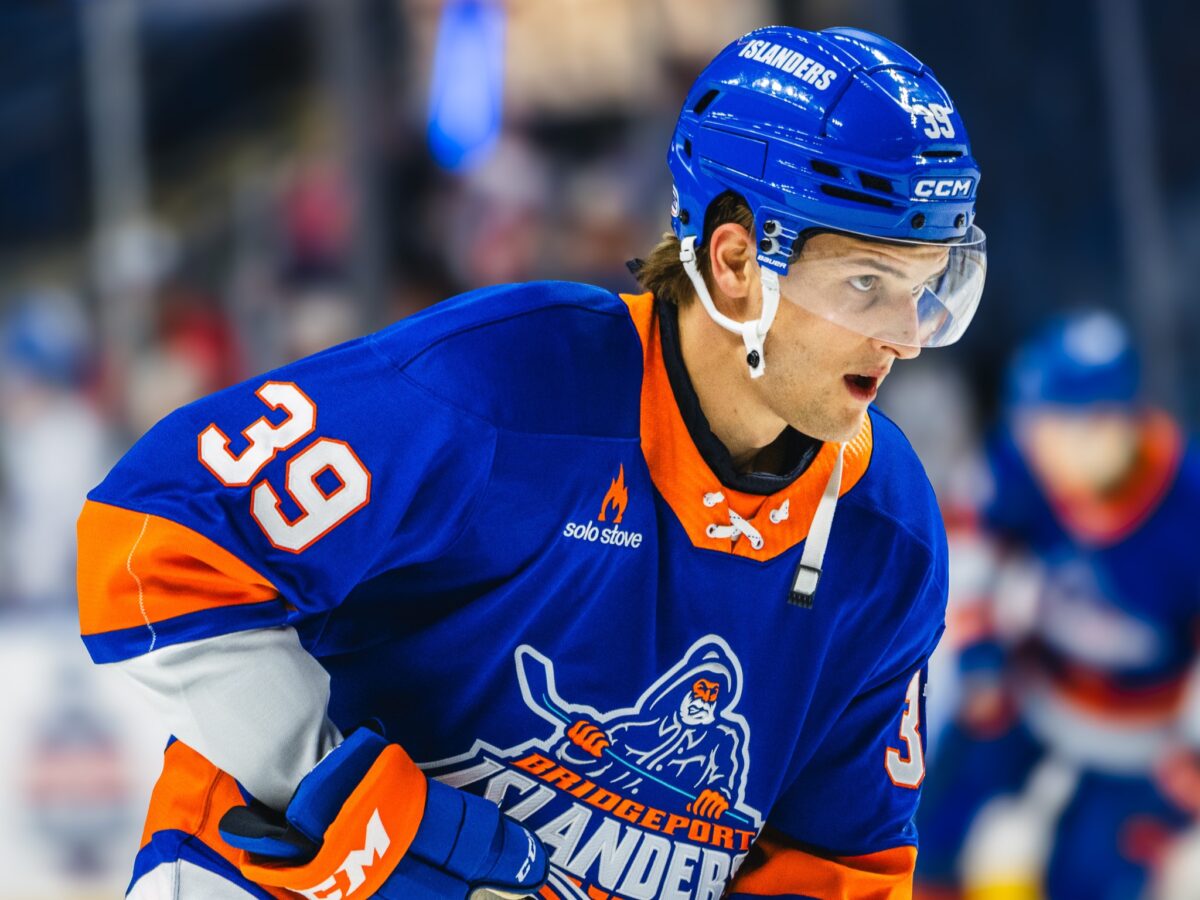 Adam Beckman Bridgeport Islanders