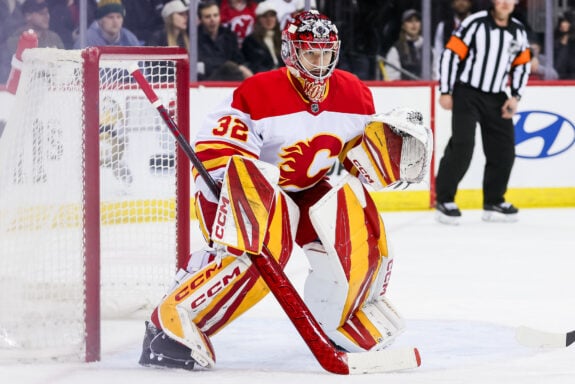 Dustin Wolf May Struggle for the Calgary Flames This Season