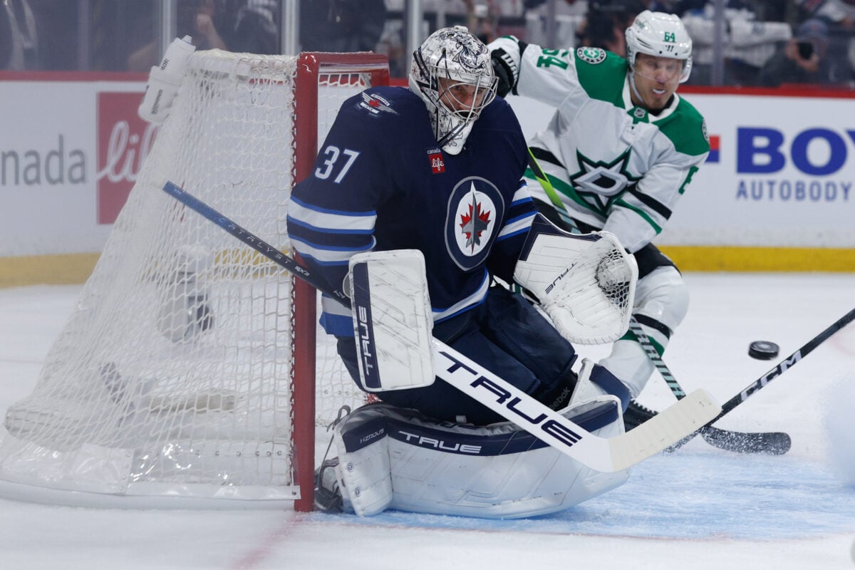 Connor Hellebuyck Winnipeg Jets