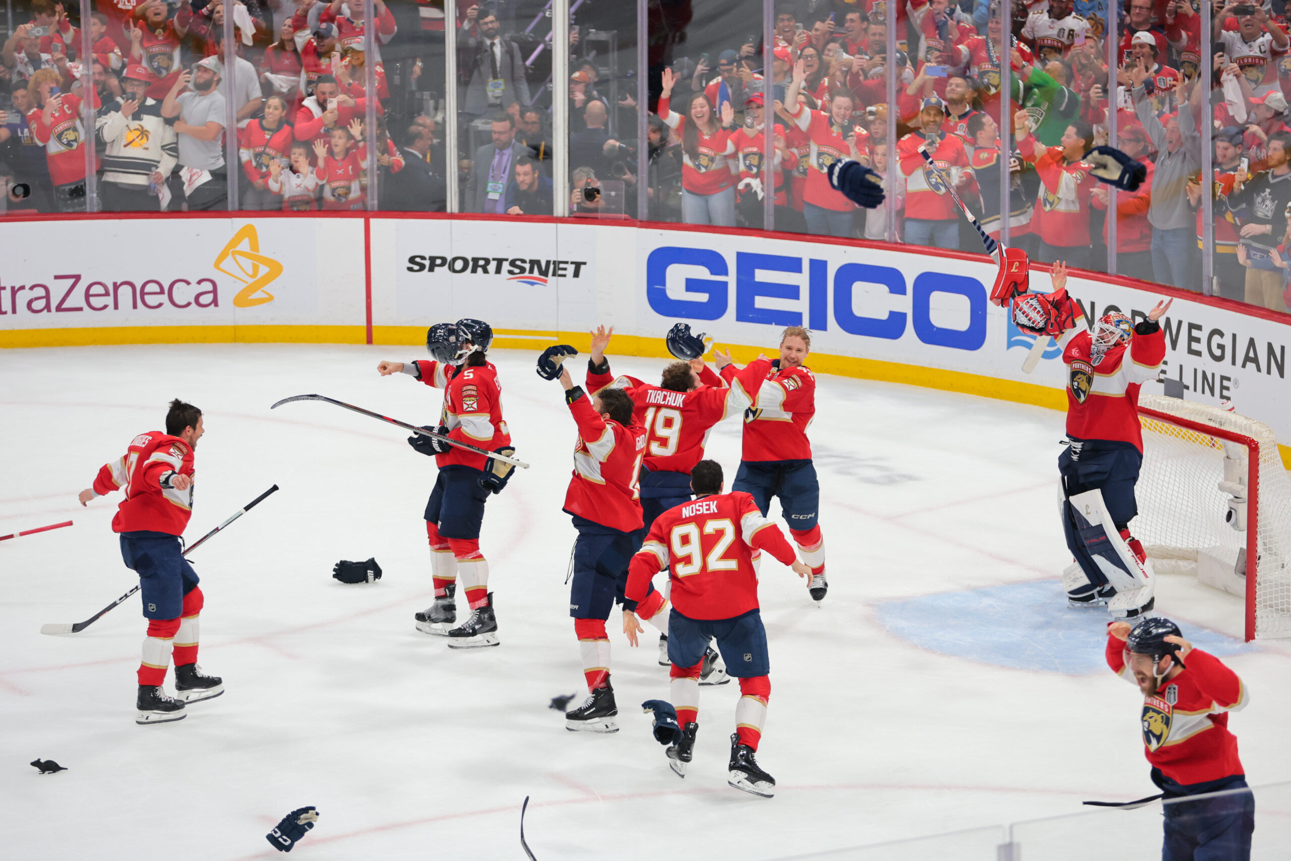 Panthers Close Out Oilers in Game 6 to Win Second-Straight Stanley Cup ...
