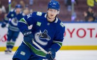 Canucks’ Aatu Raty’s Ceiling Might Be Manny Malhotra — And That’s Okay